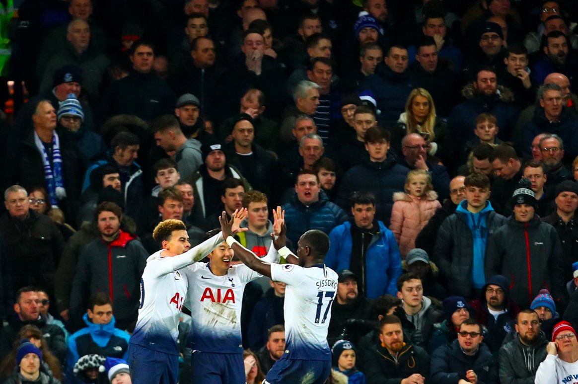 HotspurRelated's tweet photo. "Jingle bells, jingle bells, jingle all the way. Oh what fun it is to see, Tottenham win away!" https://t.co/v4P3ZNdNfA