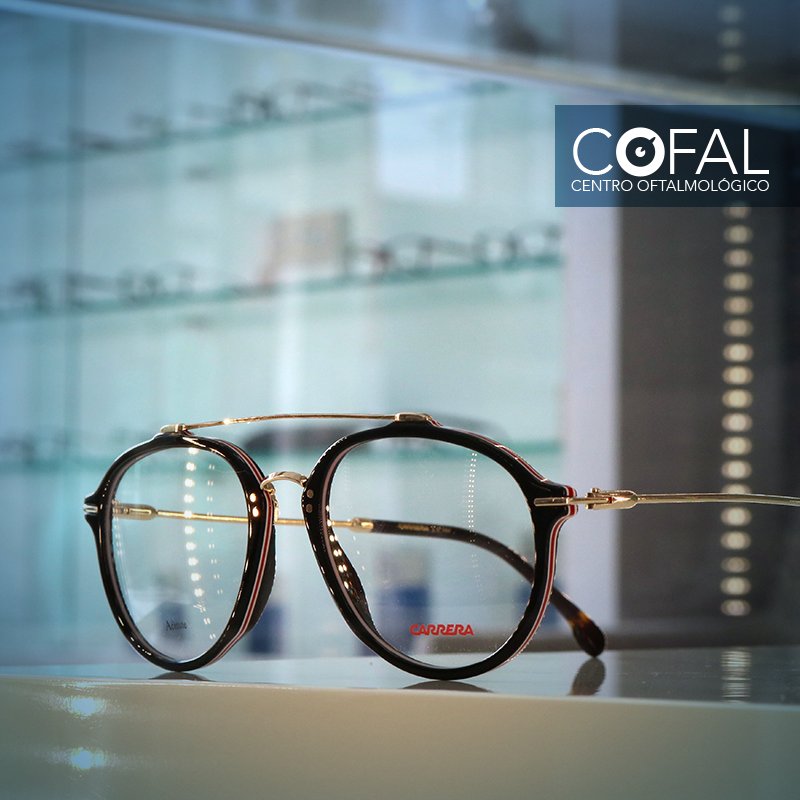 DrJavierLopezH's tweet photo. 🎅🏻 ¡Está navidad regala visión! 🛍
Encuentra los mejores modelos y marcas en lentes ópticos para una visión clara. #NosGustaVerteBien 🤓 https://t.co/iySzVdqJc9