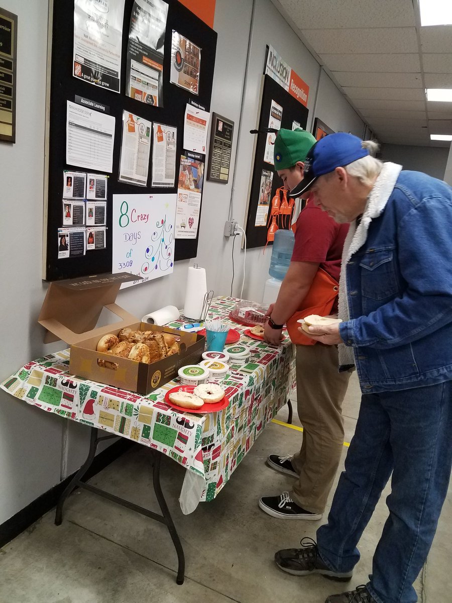 On the 2nd day of 8 Crazy Days of 3309 Christmas we had bagels and schmear