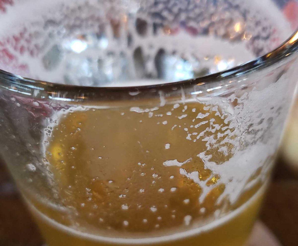 Breakwaterbrew's tweet photo. We out selling Sean and Jacob's new Double IPA- "Last Laugh" ABV 8.4%
We've done some research... YUM! 
Come join us for 1... or more😁
#sd #sdbeer #oside #breakwater #ale #hops #beer #pizza #friends #oceanside #lastlaugh #dontcallitacomeback #llcoolj https://t.co/GqcMeofWJI
