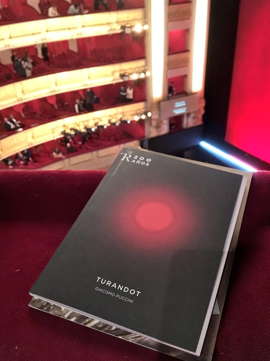 Pasando la tarde aquí en el Real.... 😁😁😁😁😁