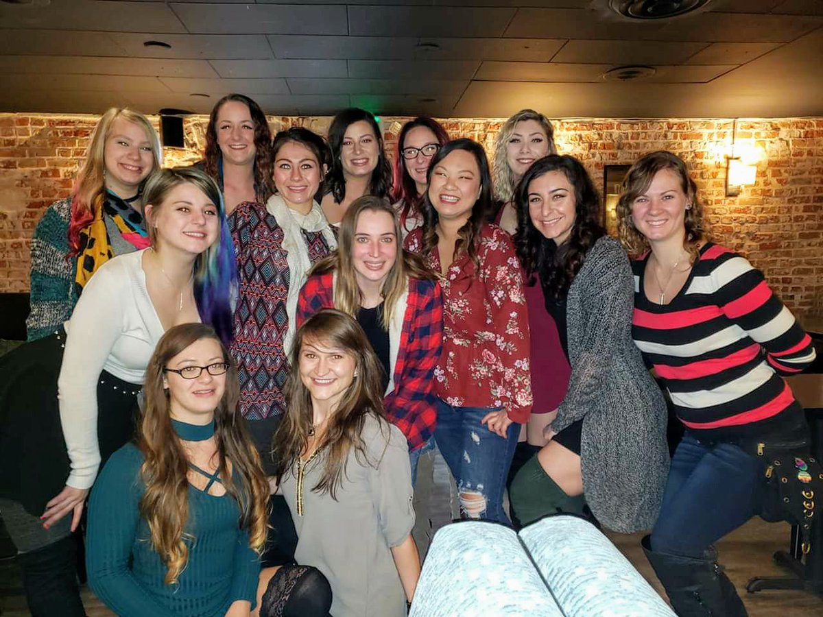 danceswithdani's tweet photo. I'm so thankful to have ladies in my life 😍💋🙏💕
.
.
.
.
#ladylove #girlsrule #holidaybrunch  #giftexchange #goodfood #sundayfunday https://t.co/6ZlDTxSm0r
