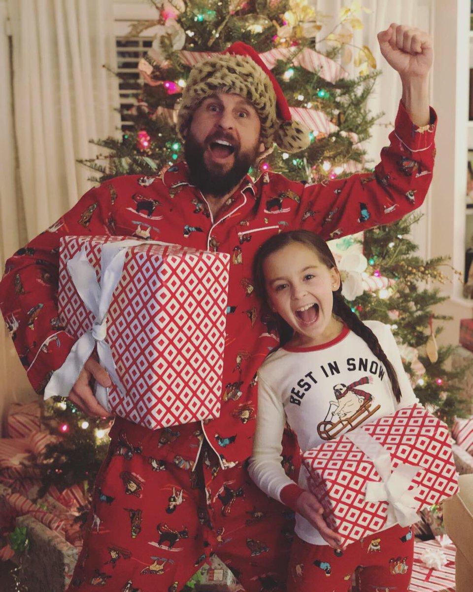 ErickBaker's tweet photo. Spread some joy this Christmas and give the greatest gift of all...Tickets to see Erick Baker at the @bijoutheatre in Knoxville, TN on February 15th and 16th! https://t.co/wEYYONBmtk https://t.co/H27Sg7lf6I