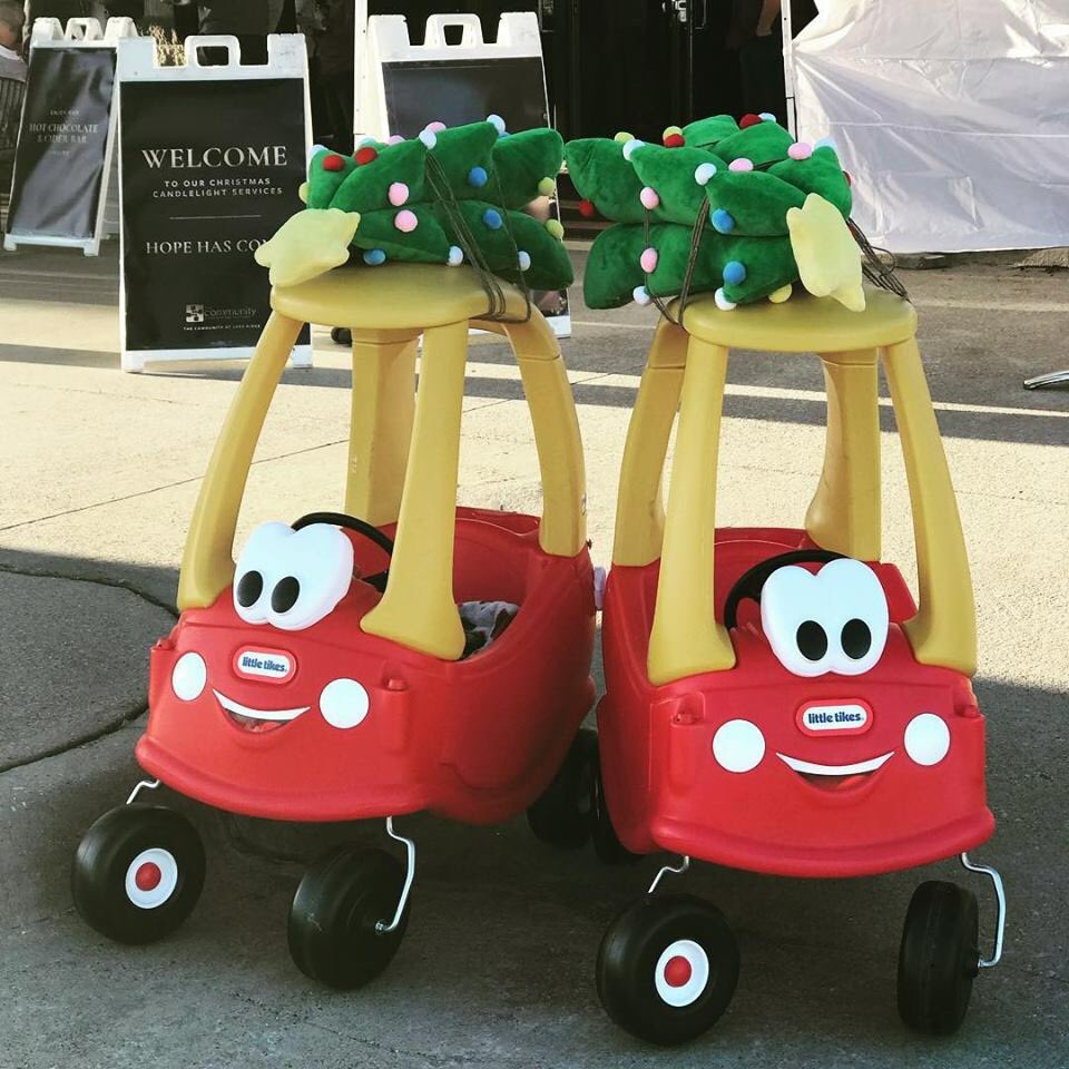 MintsPaul's tweet image. So much fun for the family at our Candlelight Christmas Services. Come join us tonight at 5pm. 
#TCALfam #loveourlittles!