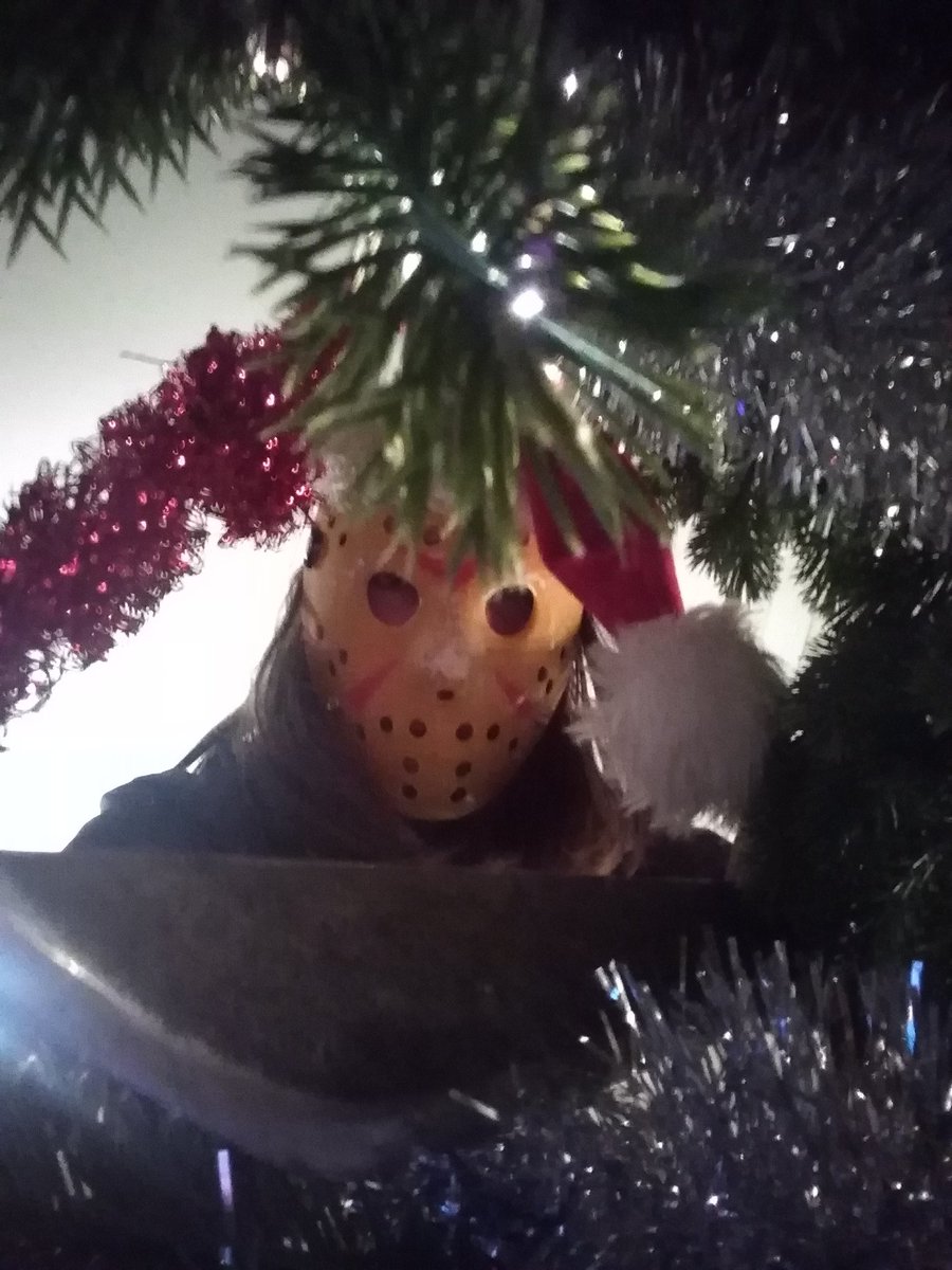 It's beginning to look alot like christmas.. 💀💀❄️❄️💀🔪🔪💀💀❄️❄️❄️🔪❄️🔪💀💀💀💀💀
Happy Sunday terror! 💀❄️<a href="/DeadZombie_girl/">Ms. D 💋</a> <a href="/1carolinagirl/">✨☃️Jeanne Loves Horror☃️✨</a> <a href="/KellyLa1998/">Horrorfan66</a> @FT13thCountdown <a href="/JasonLVoorhees/">Jason L. Voorhees</a> <a href="/Horror_Disciple/">T. Carter</a> <a href="/BlankPetra/">𝓓𝓸𝓾𝓰𝓼 𝓜𝓸𝓶 🥀</a> @TheEmbalmer13 @RattleDemBonez <a href="/horrorgirl69/">Ann Sellers</a> @Momoftwins1996