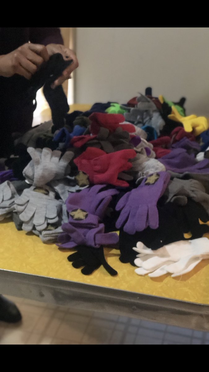 TrevenaNelson's tweet photo. Today we sorted knit gloves and headbands to be donated to the residents of the Ruston Rehab Center that cares for my aunt in Ruston, La.  #BetterToGive #FromMyFamilyToTheirs #SmallAct #WithMuchLove https://t.co/iDaX2KYeBN
