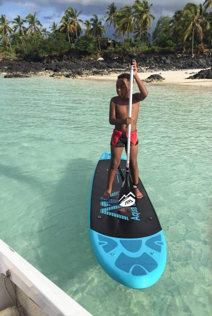 Comores_Evasion's tweet photo. L’équipe Comores Evasion espère que le week-end s’est bien passé pour vous ! 🙏🏾🏝🏄🏾♂️
#Comores #Mitsamiouli #Maloudja #bouee #nautique #paddle #activite #tourisme #enfants https://t.co/fcGzlzcFRr
