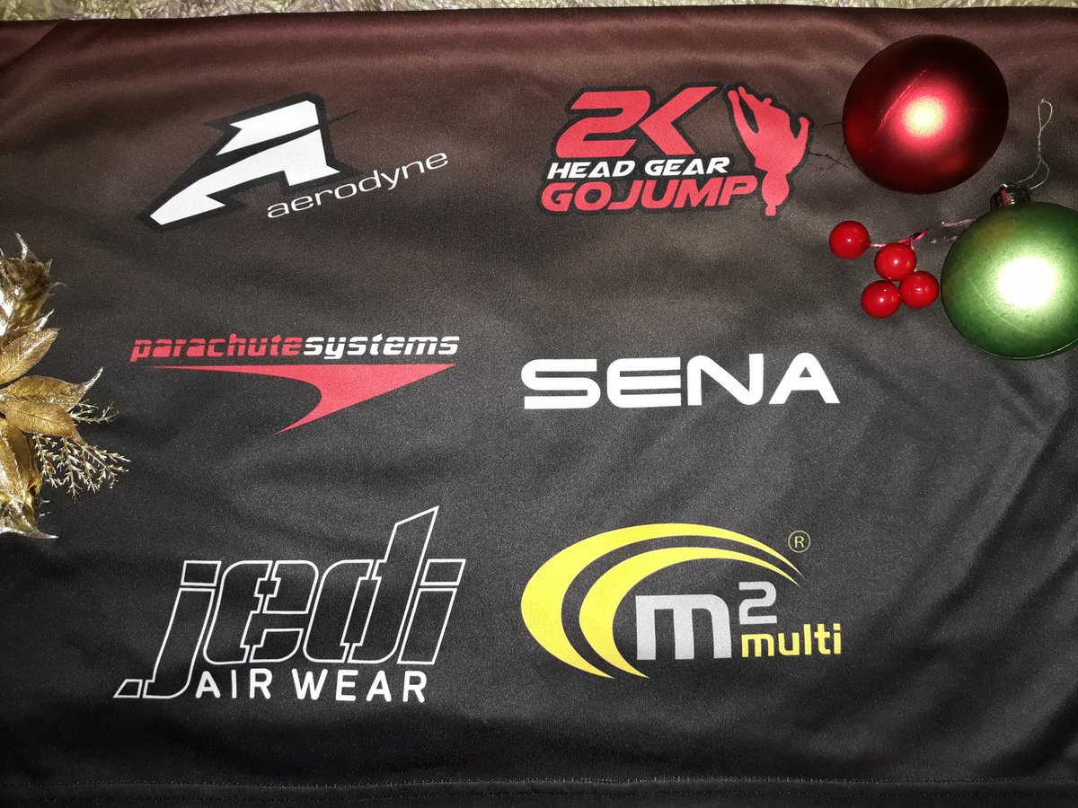 TeamCRWSADERS's tweet photo. Merry Christmas everyone. Have a fantastic time and see you in the New Year. Thank you for the support.
#jediairwear #aerodyne #2kcomposites #senabluetooth #parachutesystems #M2aad https://t.co/63qdARDSI9