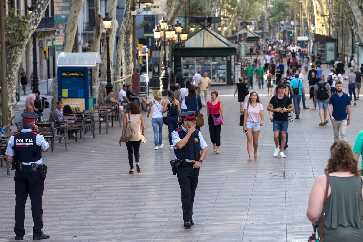 #ULTIMAHORA EEUU alerta del riesgo de atentado terrorista en Las Ramblas: "Extremad la precaución"
bit.ly/2V5mJMK