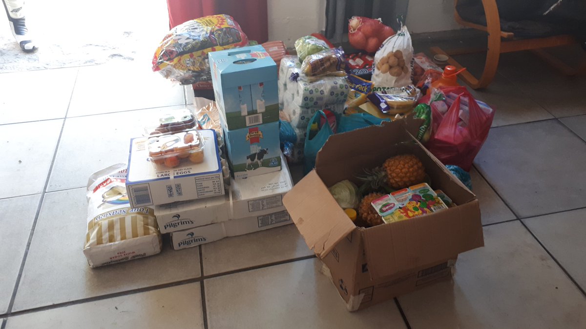 CharlieJ1213's tweet photo. Was really fortunate to be part of this afternoon's visit to Bright Stars Safe Home Kraaifontein in conjunction with Help A Hand Give A Hand &amp; Stallion MCC to handover a donation. Had so much...https://t.co/qLS1gQhV2A🎄🎅🎄❤🎄#GivingBack #BrighStarsSafeHome #HAHGAH #StallionMCC https://t.co/INAmsR8YWR