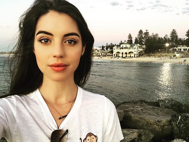 Marina - Adelaide Kane #LorienVive