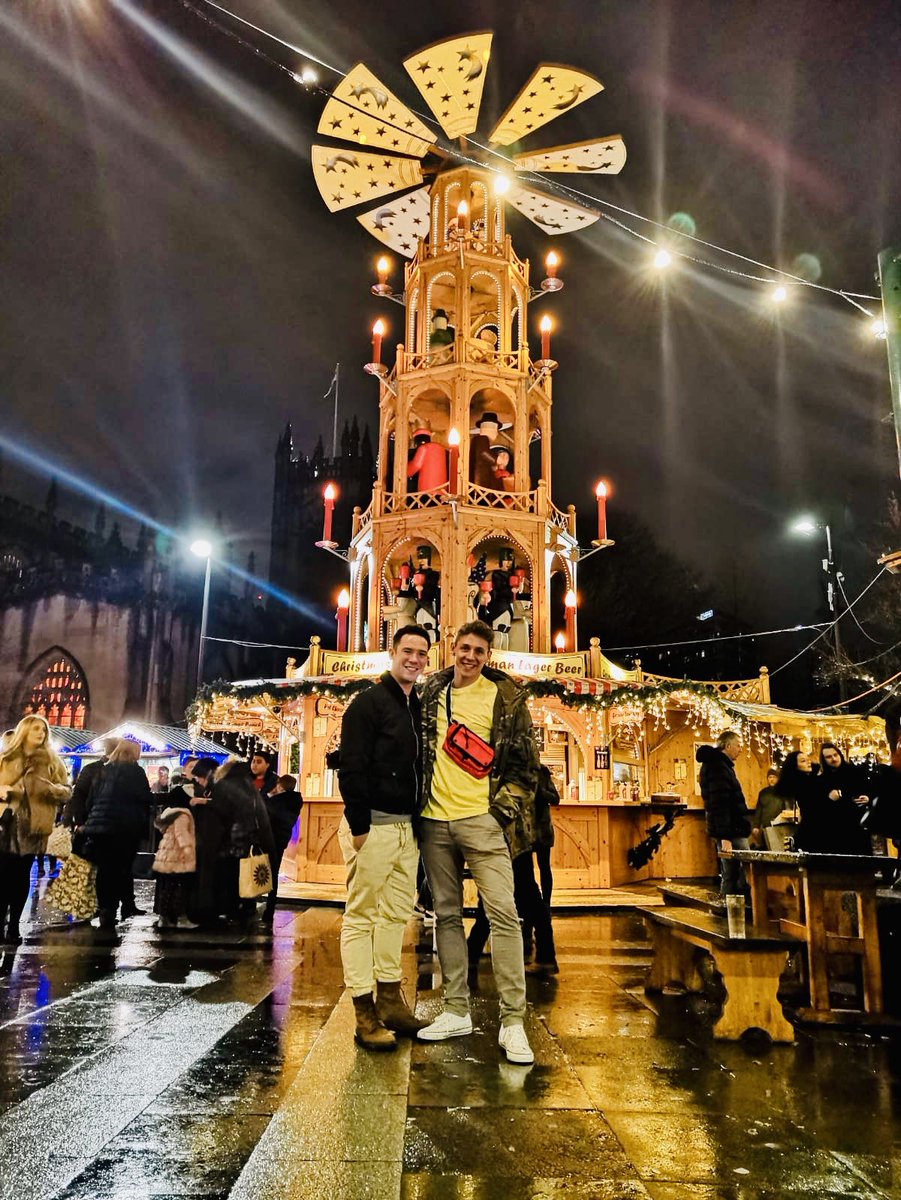 AaronAshParker's tweet photo. Xmas Joy 🎅🏻 at the Xmas Markets #Manchester https://t.co/RKo4MQvbrZ