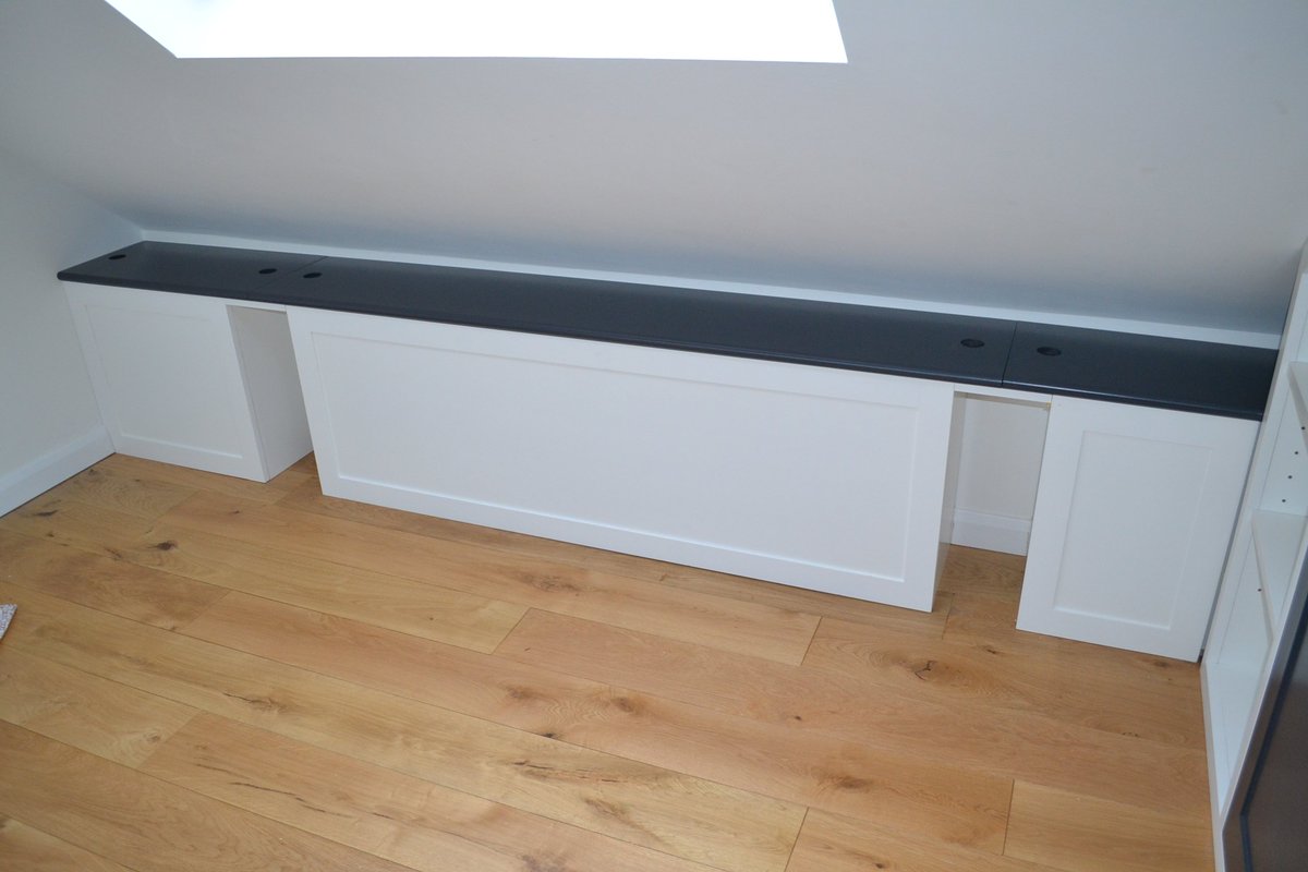 Oaktreecm's tweet photo. Bit of a close thing, but bespoke painted bedroom fitted in time for Christmas!! For more info https://t.co/2kzJDB4LiI https://t.co/0g5j4aMhTB