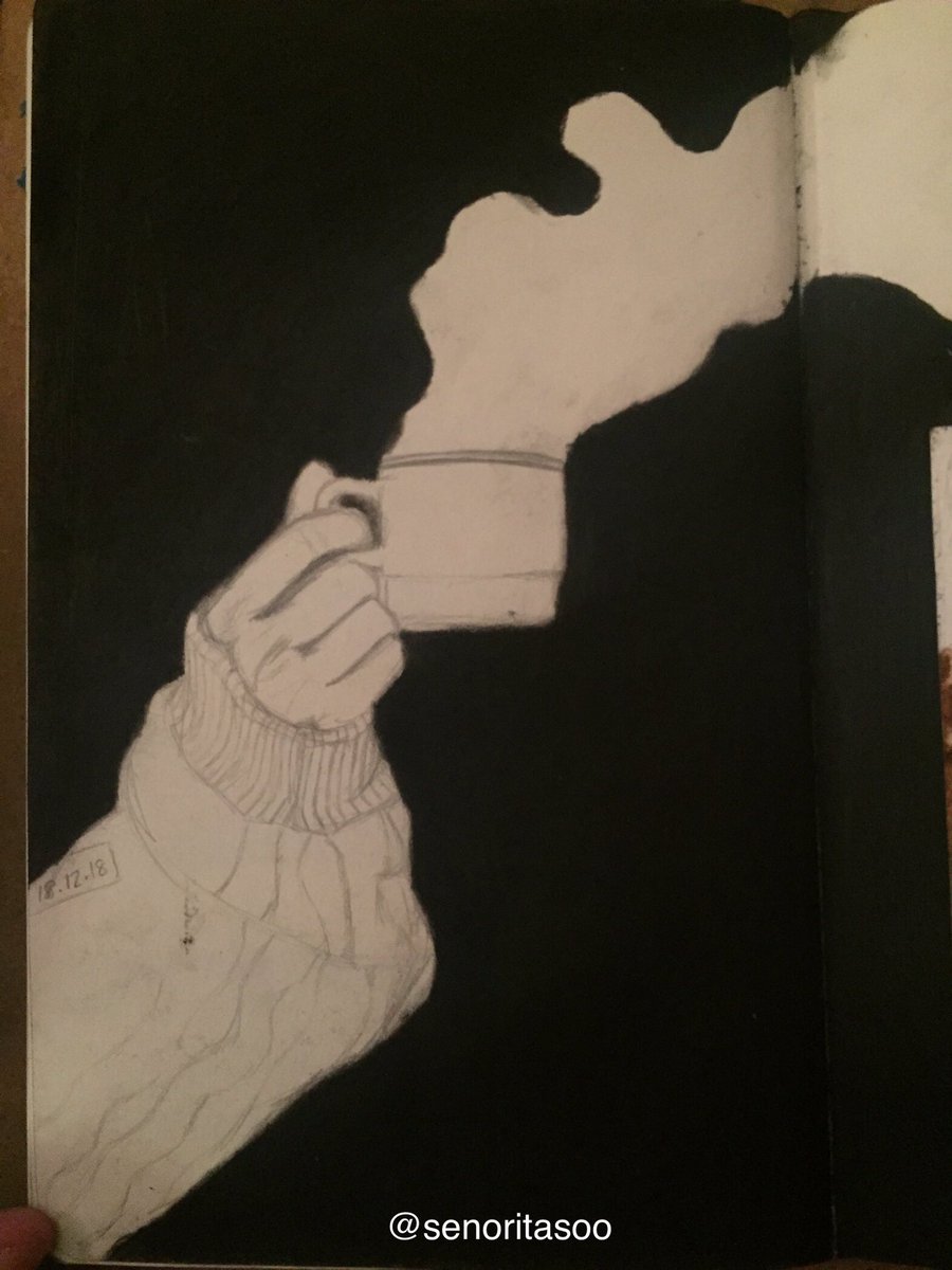 sehunvocalist's tweet photo. I’m kinda obsessed with the coffee aesthetic atm so I drew from kyungsoo’s universe teaser pic. I used charchol for the background for the first time and it was. Messy
#coffee #universe #kyungsoo #exo #DO #디오 #charchol #art https://t.co/XS6DHefuDS