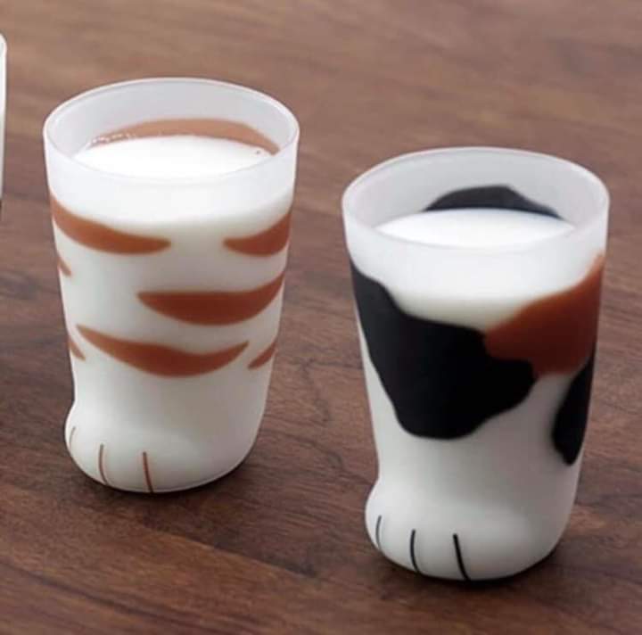 Mi_PinkLemonade's tweet photo. Tu y Yo en el 2019..

Tomando nuestra lechita en estos lindos vasitos, no sé.. ¡Piénsalo! https://t.co/IPq5kP1Lz4