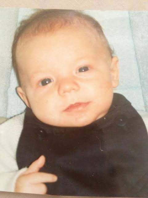 detailtommo's tweet photo. Já em relação ao aniversário do Lou, continuem a linha do tempo dele!!
(Fotos dele desde pequeno, até agora)
#DirectionersHelpingOthers https://t.co/SfZR8Q6rNT
