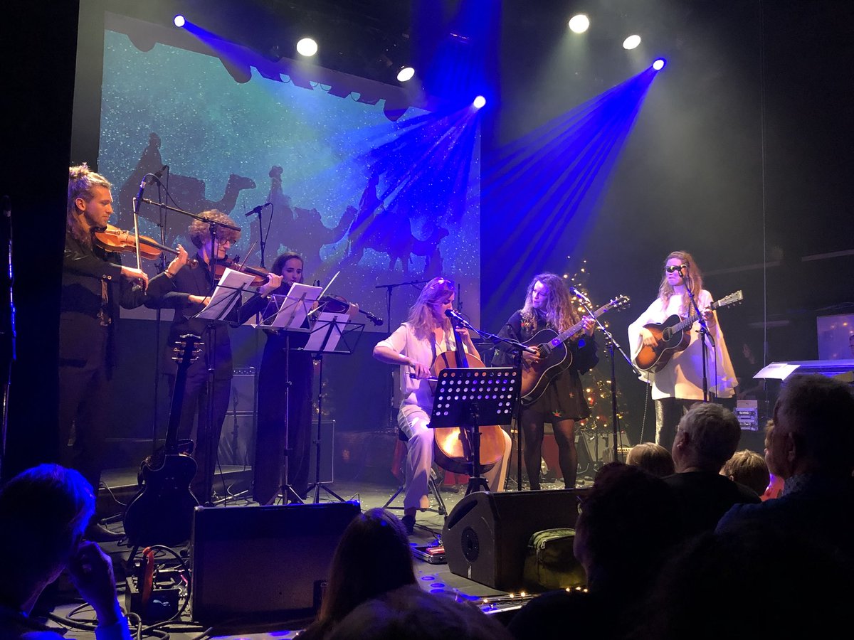 karelvansoest's tweet photo. #CleanPete uit #Sambeek, het #Hartkoor en getalenteerde muzikanten gloreerden vanavond in #Doornroosje in Nijmegen met hun Kerstshow. https://t.co/lom2ZG4vuX