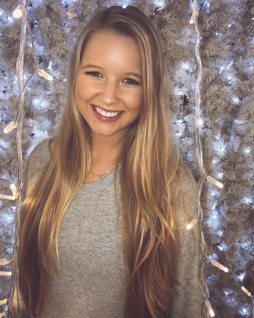 SFAChiO's tweet photo. “My favorite Christmas tradition is getting to look at all the Christmas lights!” -Avery https://t.co/bm6okvXERN