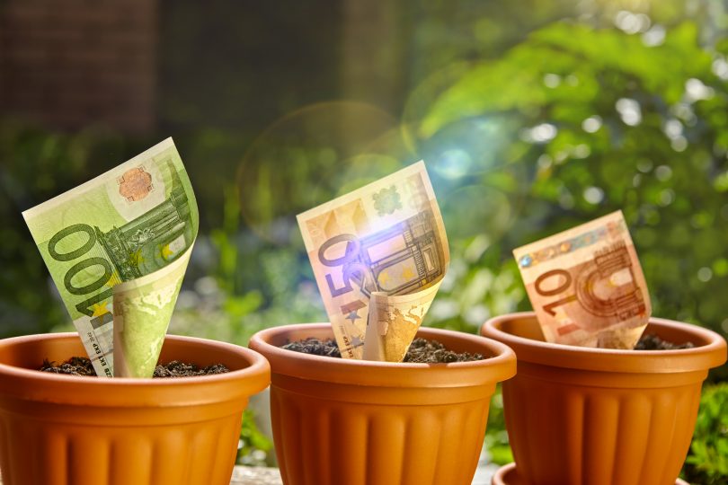 integraspain's tweet photo. New post (Gana dinero extra con estas 8 ideas para generar ingresos pasivos) has been published on Integra ... - https://t.co/sFNQv1epgX https://t.co/9lsy8gNWnJ