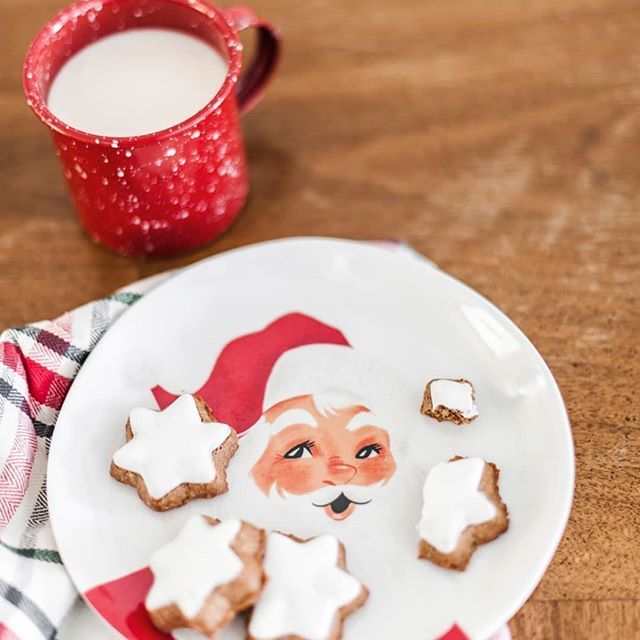 DeeKayEvents's tweet image. It’s true: SANTA CLAUS IS REAL.

I know for sure because I saw him flying around one night after Midnight Mass. I'm serious! Ask my Mom. She'll confirm. 🎅 
Ho ho ho, friends! Doesn’t the holiday season get you just as excited as I feel?

Santa's magi… bit.ly/2V69Wtx