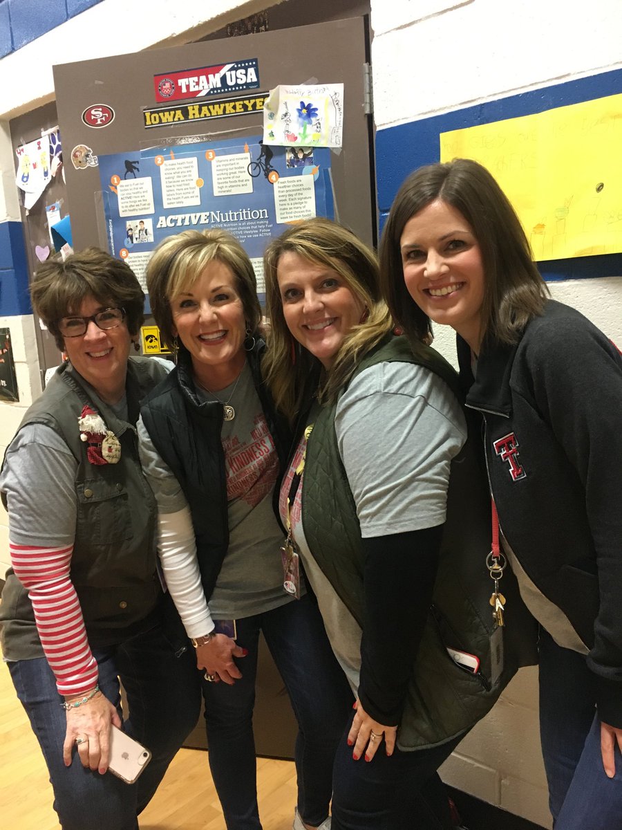 ⁦<a href="/BearCreekElem/">Bear Creek</a>⁩ #teambce #wearegcisd  Showing KINDNESS the BCE way! Love BCE Kindness!!!