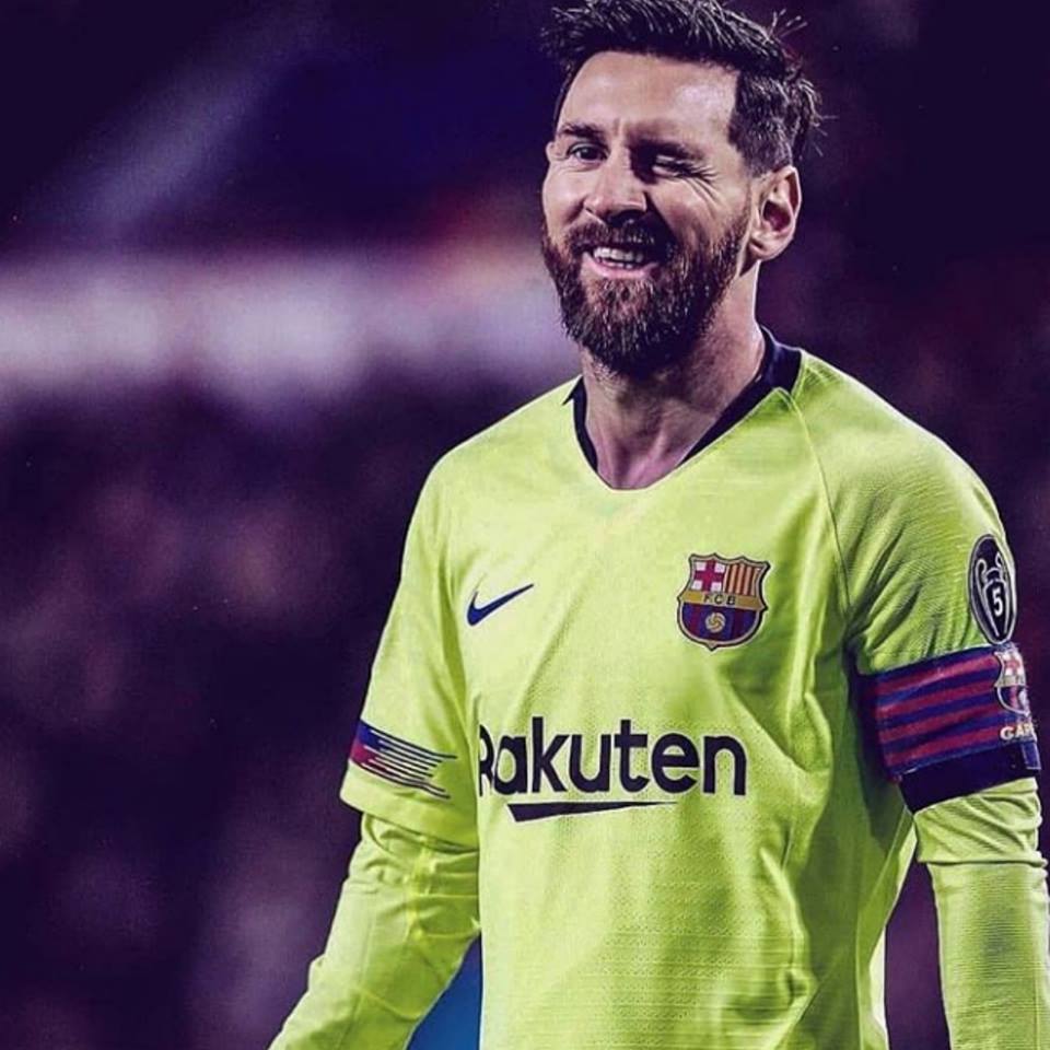 InvictosSomos's tweet photo. En esta imagen aparece el máximo goleador en la presente Liga de España, el máximo asistente en la presente Liga, el máximo goleador en lo que va de Ligas TOP5 de Europa 2018/19 y el máximo asistente en lo que va de Ligas TOP5 de Europa 2018/19. Casi nada. EL REY DEL JUEGO. https://t.co/CgGa3hyN7M
