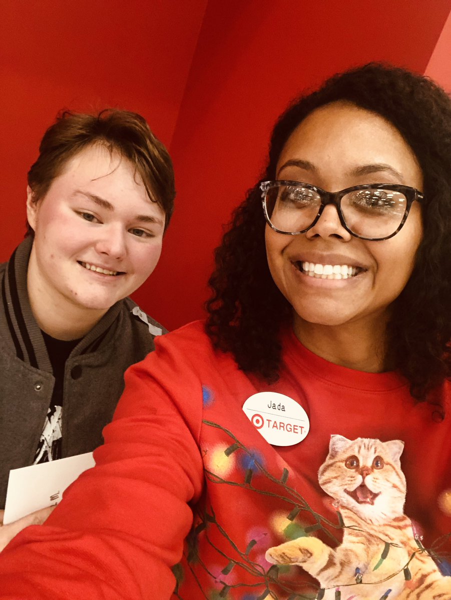 JadaNarv's tweet photo. Congratulations to our Work. Win. give. Winner, Spencer!! I couldn’t be more excited for you!! Thank you for all your hard work keeping us on track with all our online orders! #worksomewhereyoulove @jeffreyddavis1 https://t.co/QmKMGpmeFR
