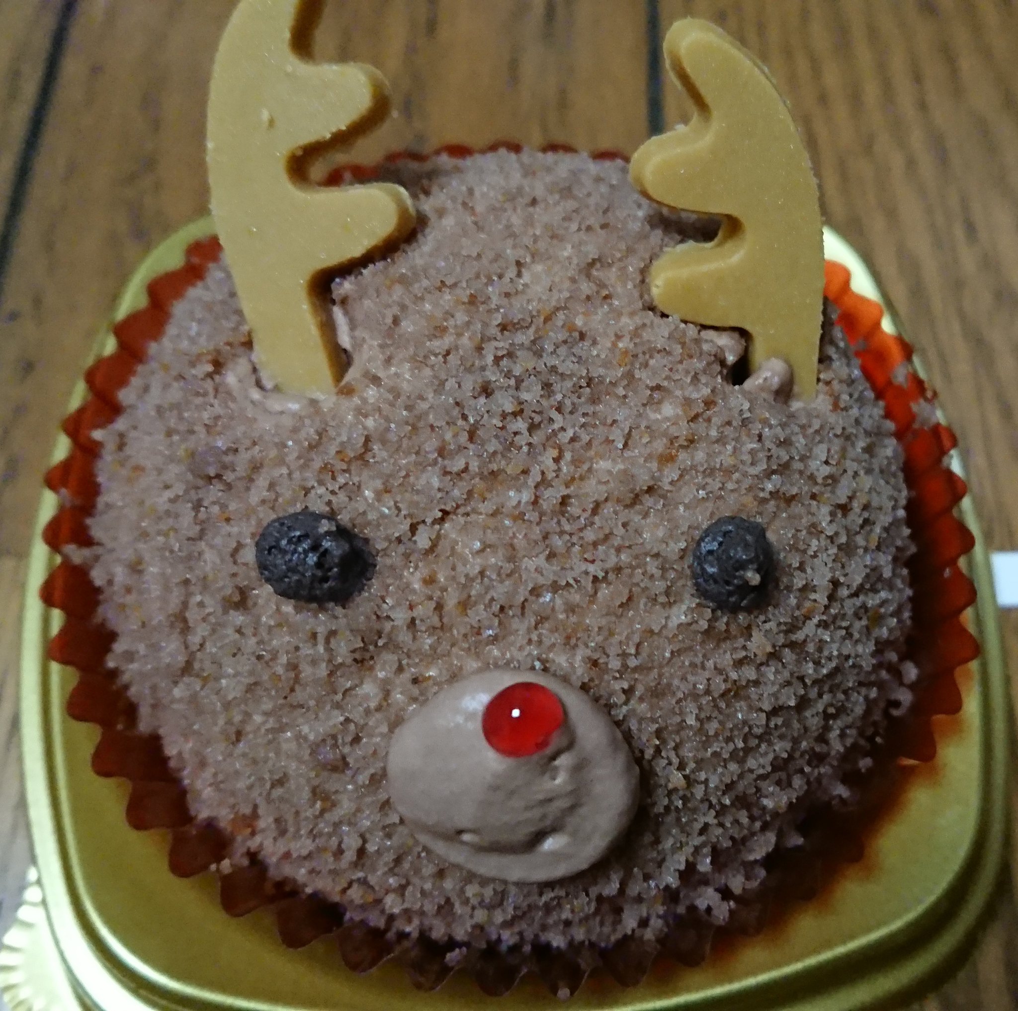 こざっく 可愛くてついつい買ってしまう セブンイレブンのトナカイケーキ 食べるときはちょっとグロいけど T Co Oiskytabi3 Twitter