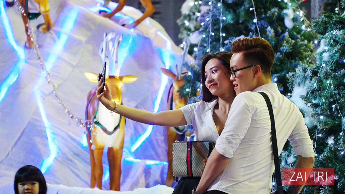 zaitrichanel's tweet photo. Một bài chia sẻ về đạo công giáo nhân dịp Giáng Sinh 2018 của nhà báo Nguyễn Thông. https://t.co/NMGVUHLgcC https://t.co/6N6b1u0Vvz