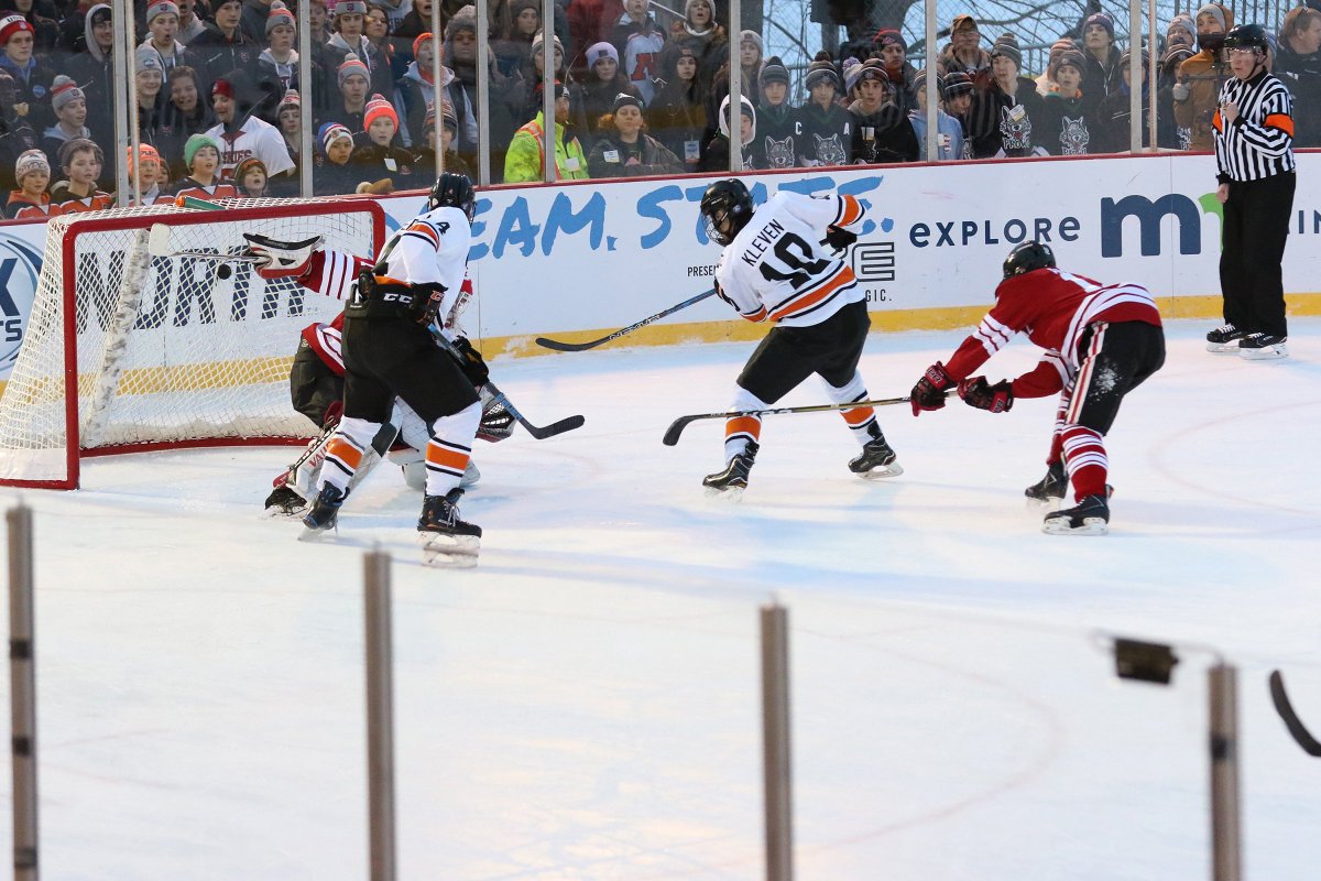 MoorheadSchools's tweet photo. On Jan. 20, 2018, the Moorhead High boys hockey team played Centennial during Hockey Day Minnesota at Lake George in St. Cloud. ​The Spuds pulled out a 3-2 win in overtime with 29 seconds remaining. https://t.co/xOfzIJSXzR #SpudRecap2018 https://t.co/hccbRsVNBr