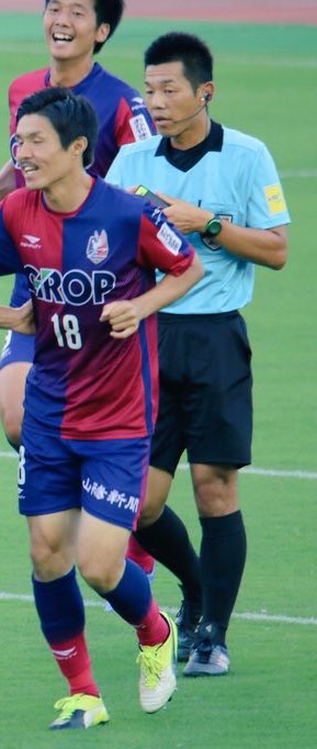 O Xrhsths サッカー 審判員 Sto Twitter 池内明彦 Ikechi Akihito 主審 日本 出身の審判員 J1 J2を担当している カードの基準が分からないなどの批判的な声が多いが 堂々たる冷静なジャッジもよくある 2008 1級取得 現在35歳