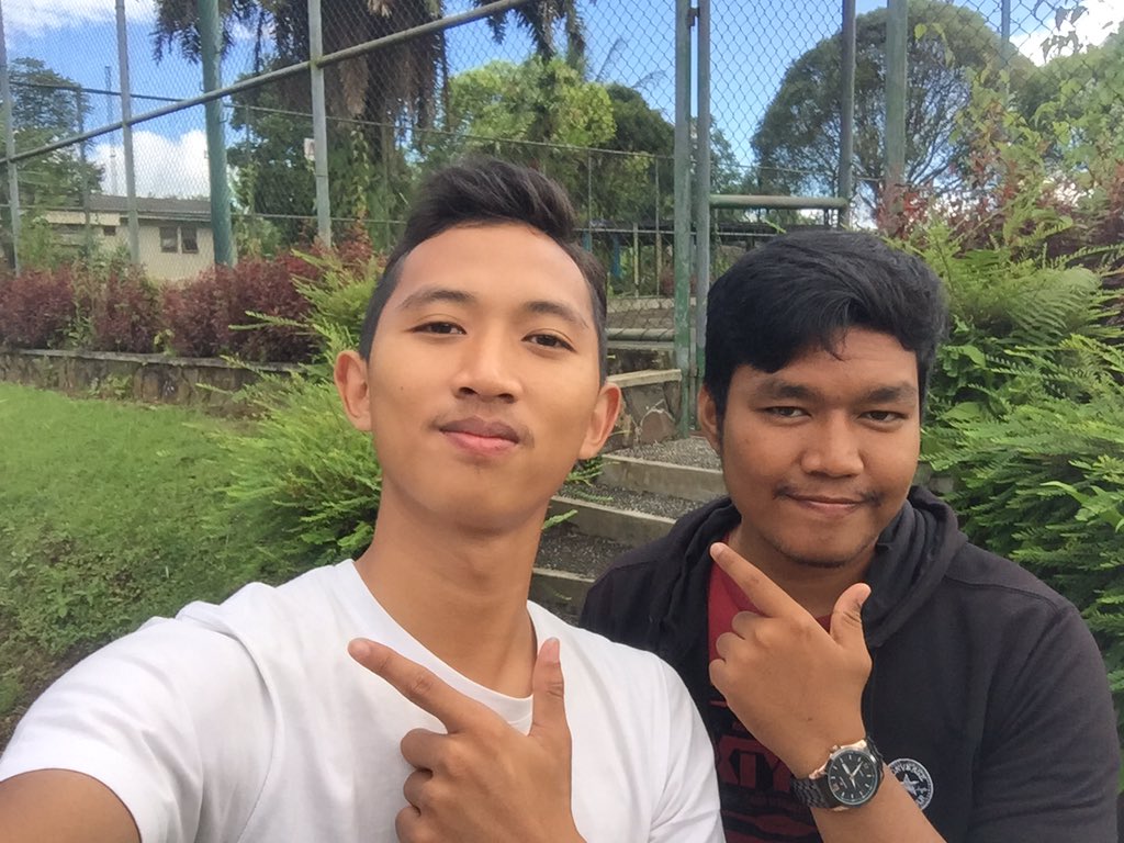 Selamat pagi millenial dapat salam dari padang kami barisan pendukung prabowo &amp; sandi 👈🏻 <a href="/khairulanaam04/">Khairul anam</a> <a href="/prabowo/">Prabowo Subianto</a> <a href="/sandiuno/">Sandiaga Salahuddin Uno</a> <a href="/Dahnilanzar/">Dahnil A Simanjuntak</a> @Ferdinan_Haean