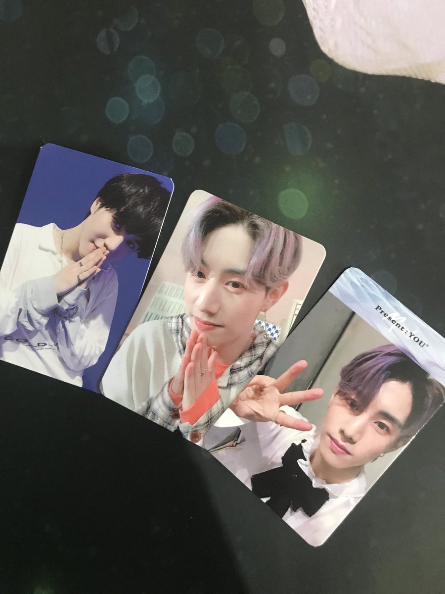 mejyuu's tweet photo. WTT
got7 present : you
photobook bambam ➡️ pb group/ jinyoung
pc yugyeom & mark ➡️ pc jinyoung
INA only
#wttgot7 #wttINA
@GOT7_TradeINA @GOT7trading https://t.co/7zBe2kOcEa