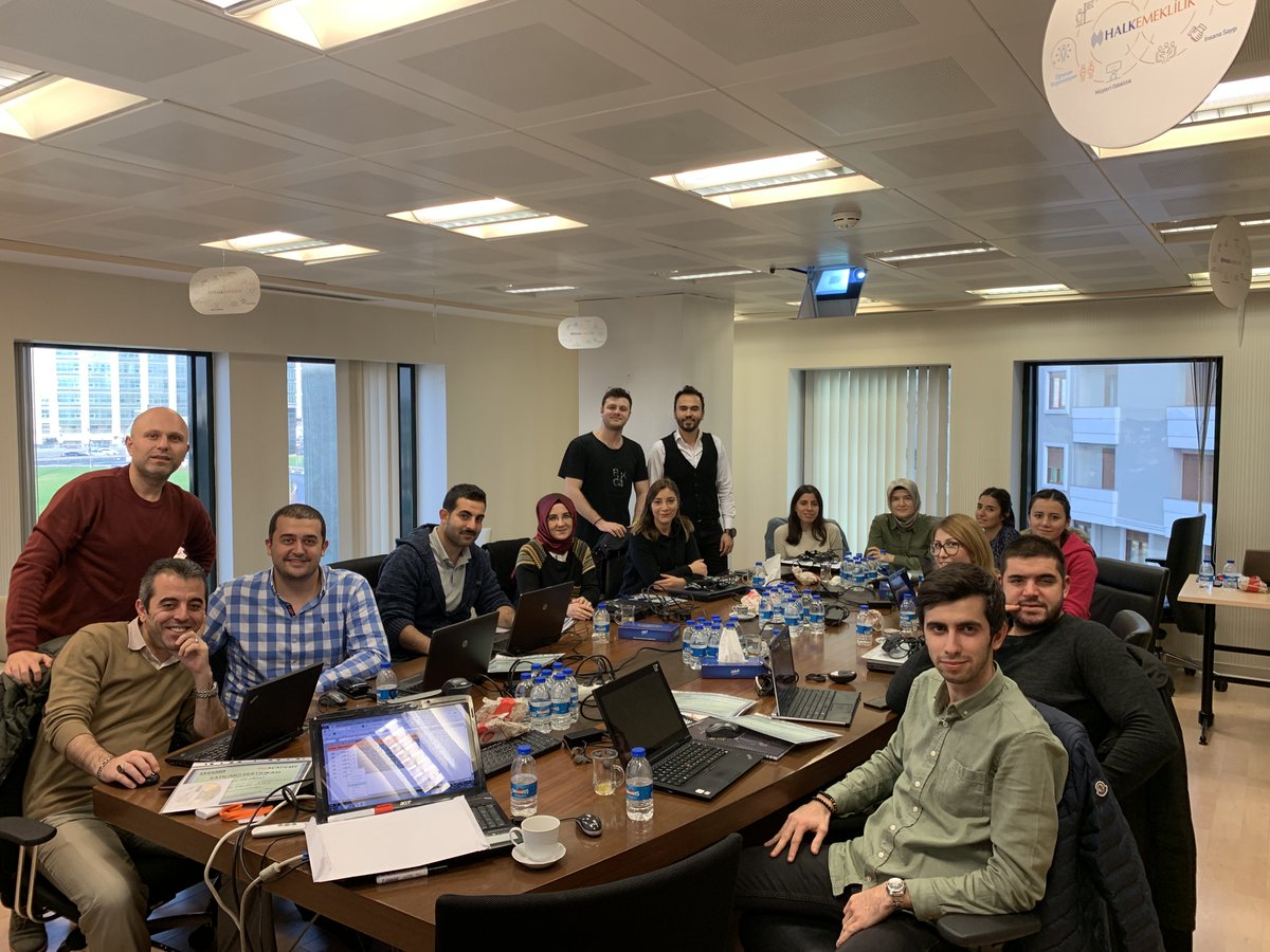 excelkursunet's tweet image. 22-23 Aralık tarihlerinde @HalkEmeklilik ile gerçekleştirdiğimiz Ms İleri Excel eğitimimizden. Bizi tercih eden @HalkEmeklilik yönetimine ve eğitim müdürlüğüne teşekkür ederiz. Herkese iyi çalışmalar, iyi haftalar.
#excel #ileriexcelkurs #temelexcel #excelkursu #ileriexceleğitimi