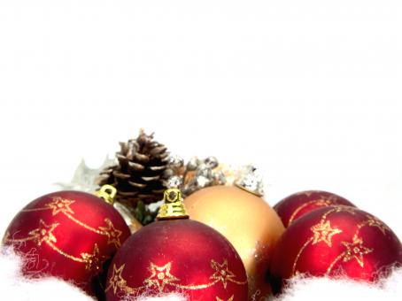 LPASingapore's tweet photo. All our lawyers wish clients, colleages and friends a beautiful Christmas and to enjoy the year end celebrations with their families and relatives. @LPALAW @a_bourrut https://t.co/PZfLdyS4oT