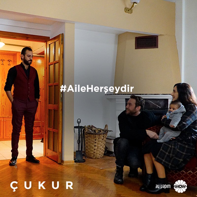 DvK62kWWsAA09Ij.jpg:large