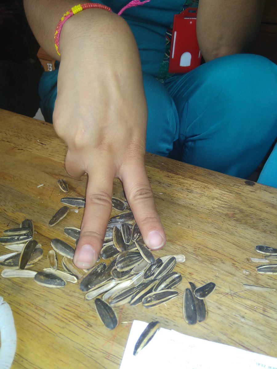 mlebusurgo's tweet photo. Makannya susah, kenyangnya kagak..
#RecehkanTwitterJilid2 #receh #recehantwitter #RECEHKANTWITTER #2019TetapReceh #kwaci #abaikanbackground https://t.co/Aj4Lq24SC9