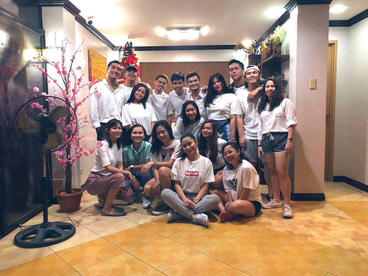 BDT_SanBeda's tweet image. To more years of growing as a team and loving as a family. 

Happy holidays from the Bedan Dance Theatre!
#RSSL