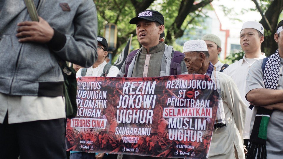 MUSLIM UIGHUR SAUDARA KITA. Oleh : Dariyanto al-Faruq #DukaUighurDukaKita . #StandWithMuslimUighur
#K561