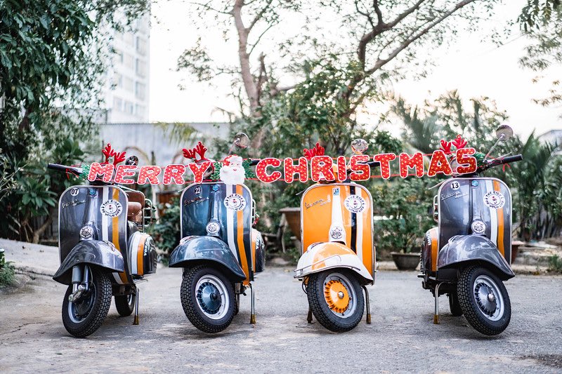 Vespa Adventures tweet media