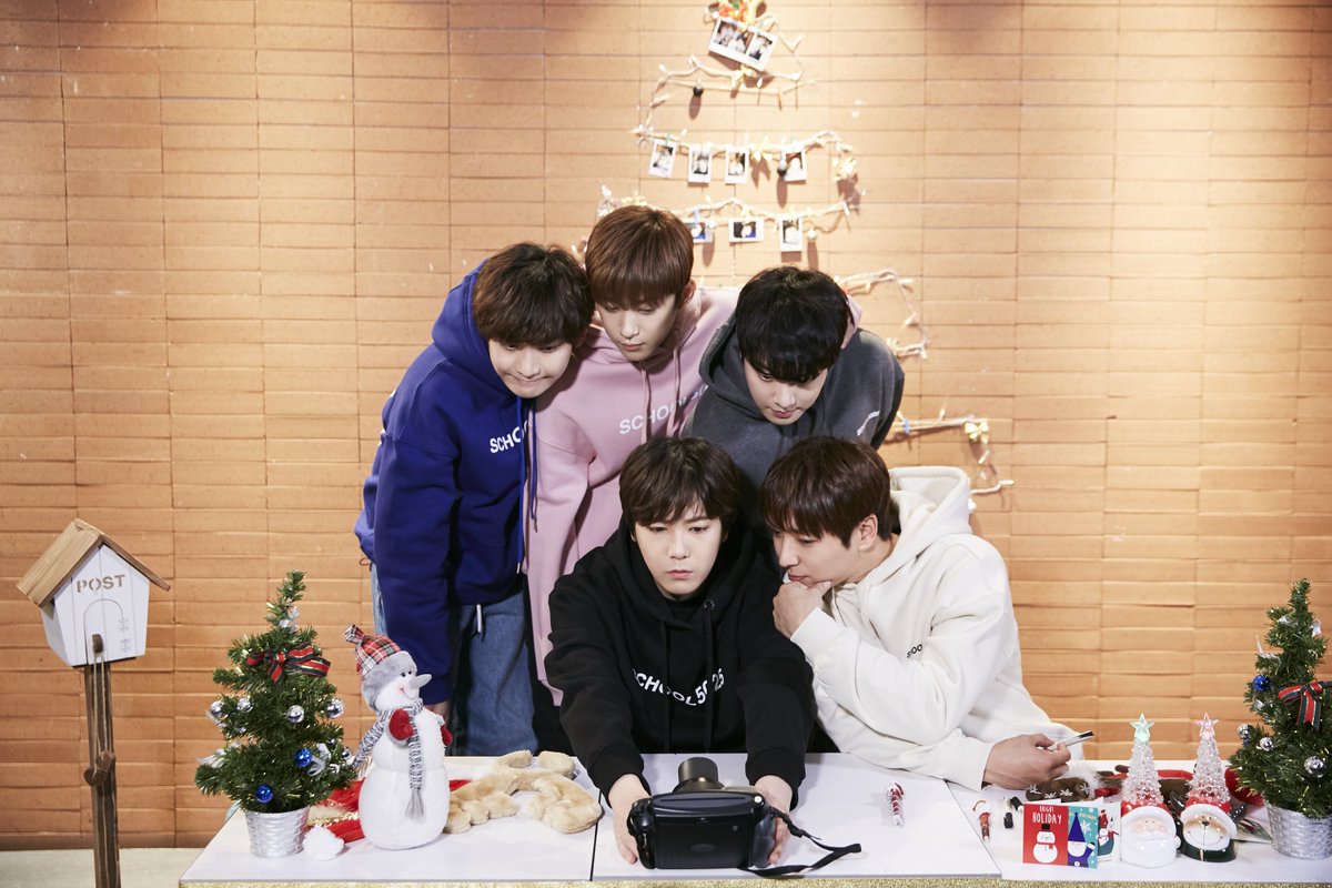 me_in_my_head's tweet photo. [HD PHOTO] 3000px x 2000px

"Merry Christmas Everyone.
I hope you all have a warm and happy Christmas! 
This has been FTISLAND.”

https://t.co/J3Z2Bb4XKT

#FTISLAND #ItsChristmas #FNCLAB https://t.co/HU1Btwci5X