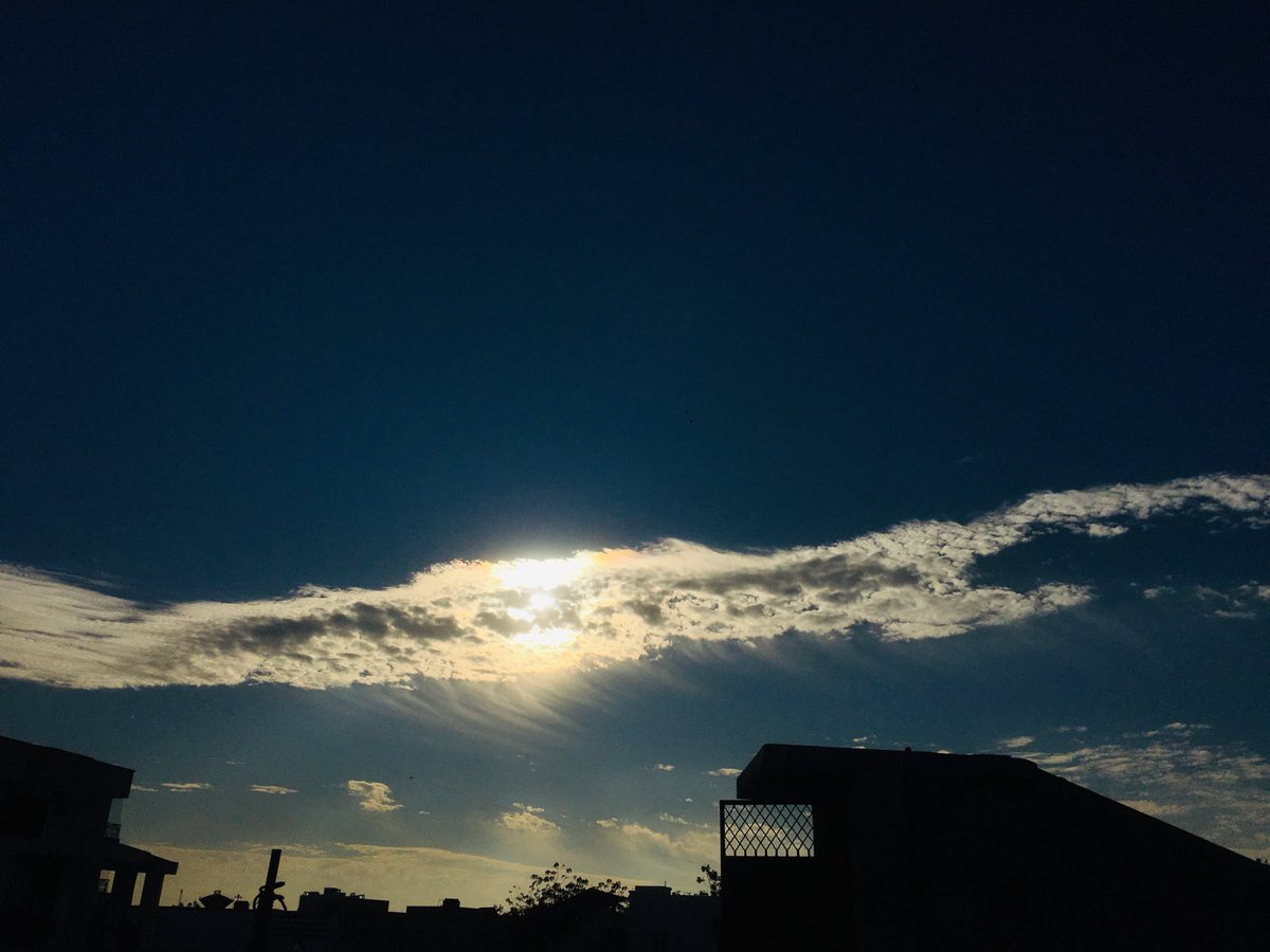 #Amazing #nature #gorgeous #beautiful #Weather #any_one_else #sky #sun #clouds #RetweeetPlease #RETWEEET #colors #PhotoOfTheDay