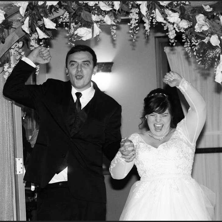 KaylaTrautman13's tweet photo. I hardly ever post to Twitter, but when I do it is to report big things like marriage! Happy one month of marraige @Derrick_Buckley! https://t.co/s6knppgxEW