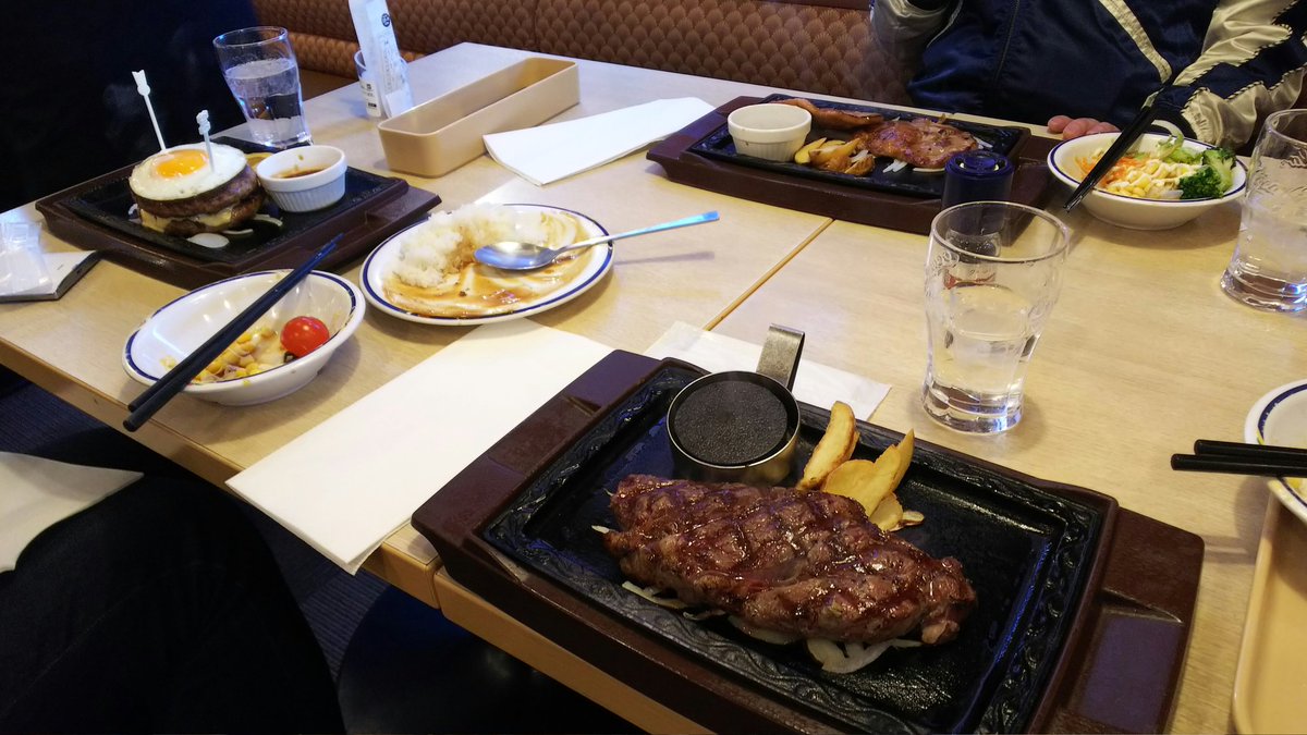 ロコモコボンゴ アダム 魚 ダム 太朗でステーキガスト 野菜が今高いからサラダバー食べまくるよ ステーキガスト ロコモコボンゴ 工作太朗