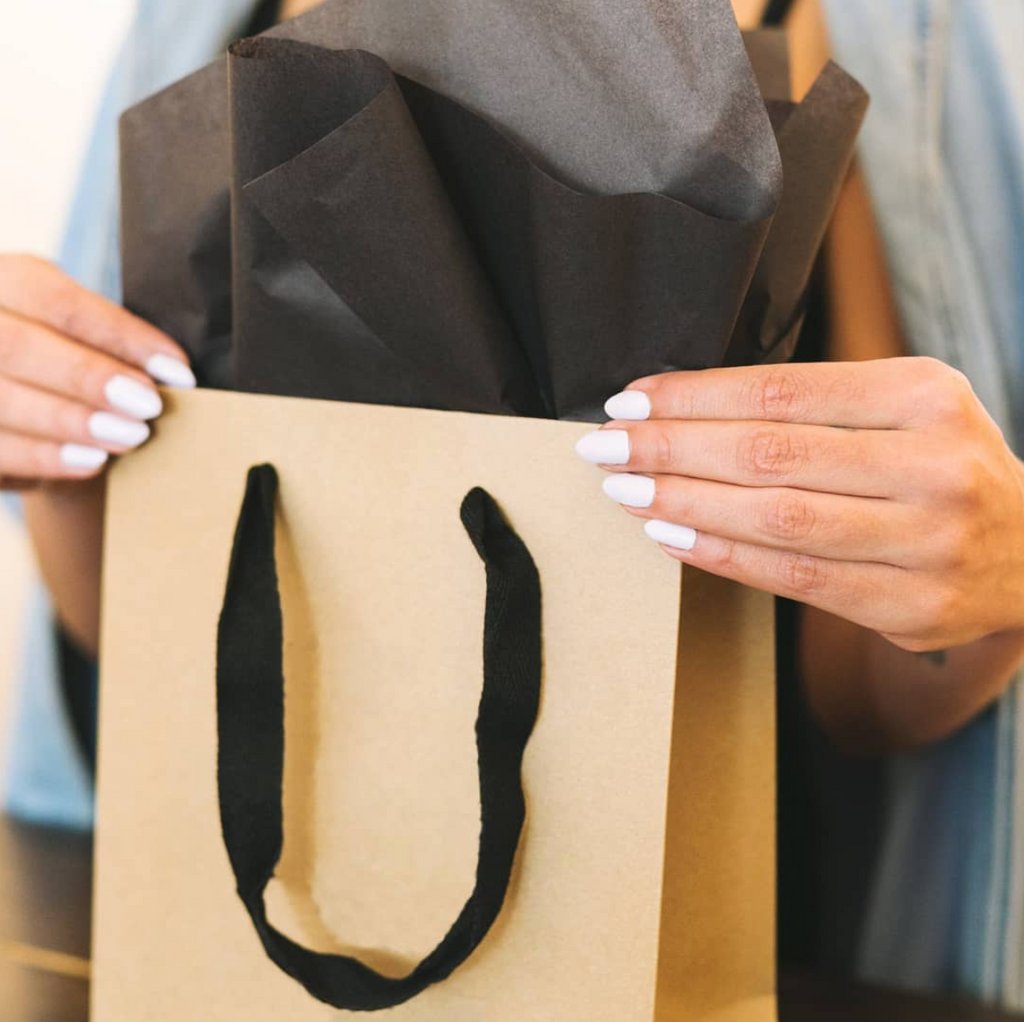 sharethisspace1's tweet photo. Packaging is an important part of the marketing plan for any business that sells products; your packaging tells the consumer about your product, and is a key reflection of your brand.
Our top tip: package your product thoughtfully and think of the impact it has on your story! https://t.co/UwV9CalDP0