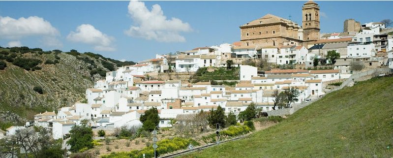 leg_and_Card's tweet photo. Buenos días y feliz Navidad desde #Iznalloz #Granada. Ruta de los Nazaríes https://t.co/smo7qTAp1O @legadoandalusi https://t.co/aDCSD8dvZq