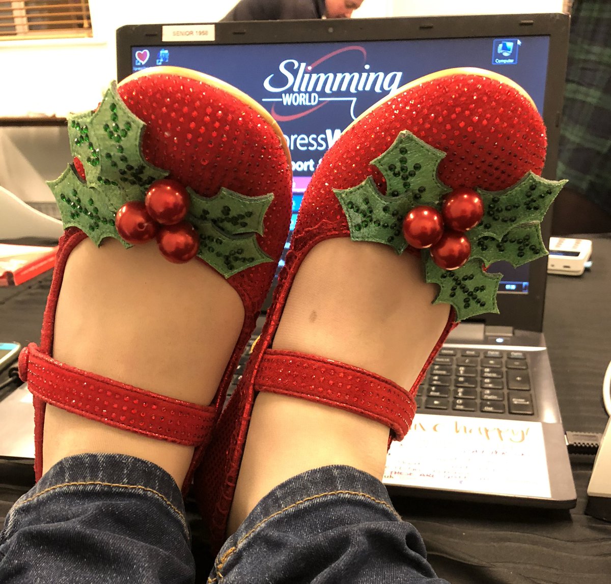 SW_Calcot's tweet image. Morning Michelle @HeartThames I’m joining you with Christmas shoes at our Slimming World group! We’ve opened early to give our members a chance to weigh in before Christmas 🤶