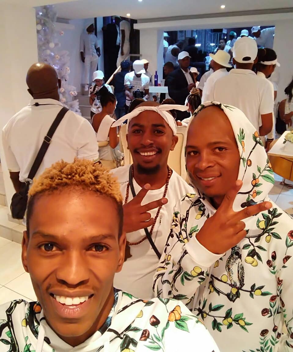 therealkadaf's tweet photo. Take me back! What an epic night
#KwaLichaba
#allwhiteparty https://t.co/yT7dcNMxh0