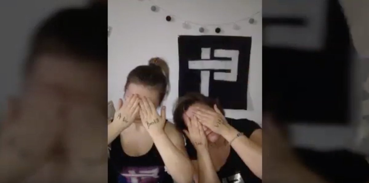 indochinetwitt's tweet photo. ❤️❤️
Indochine, les fans pleurent après la fin de la deuxième vague. https://t.co/GW4hS2ZXEB via @YouTube
#13Tour #2èmeVague https://t.co/OM9zptRURn