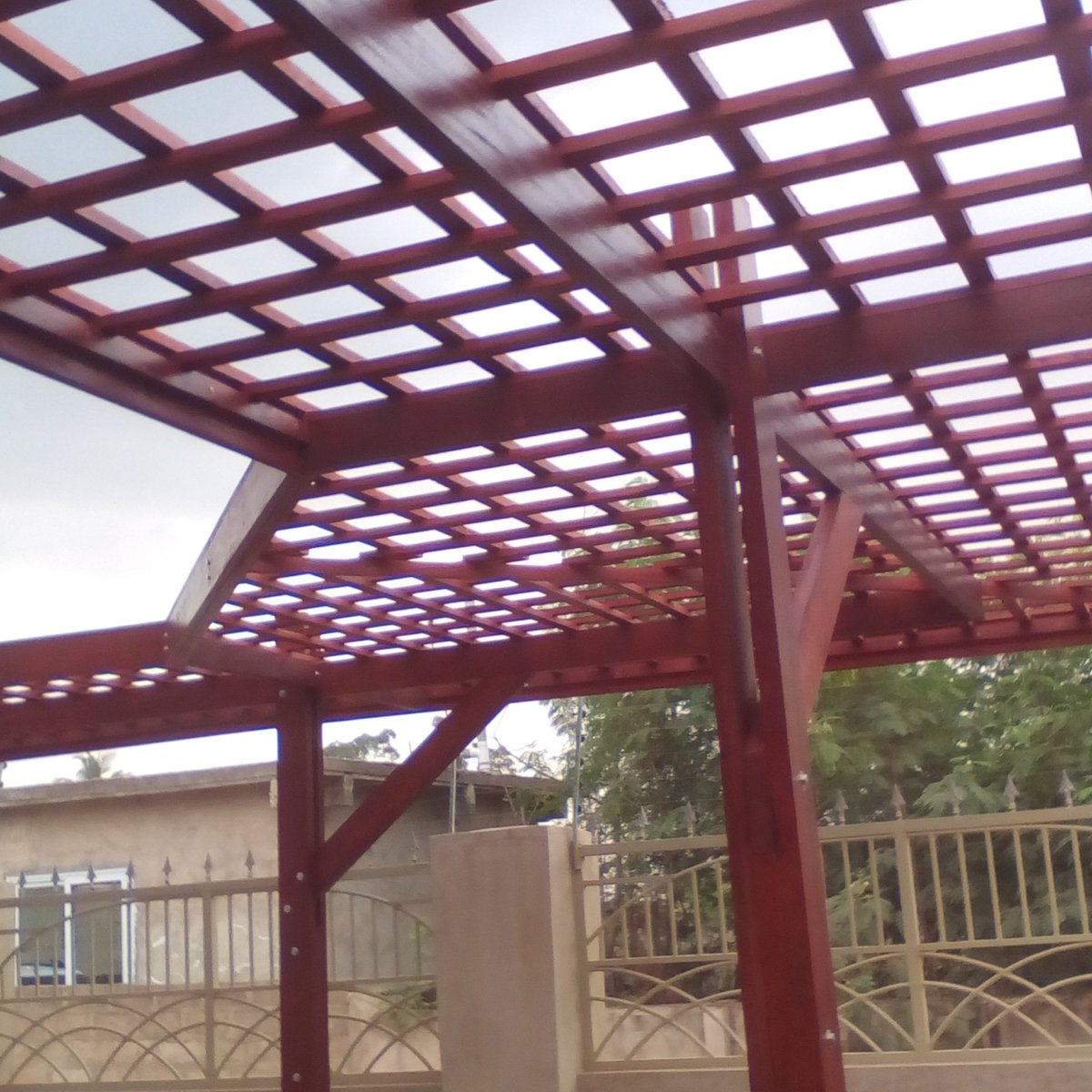 work_row's tweet image. 